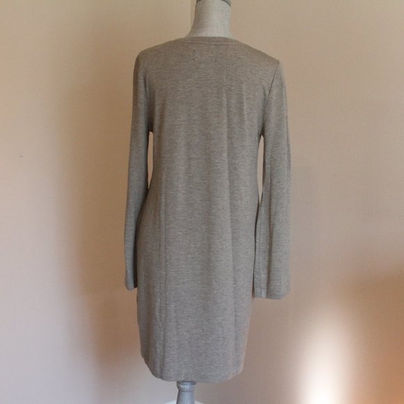 Lou & Grey Signature Soft Bell Sleeve Dress - Gray – Large - Picture 6 of 7